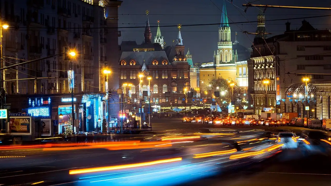 Here Are Some Great Russian Movies & Shows For Learners